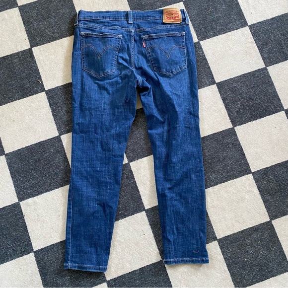 Levi’s Women’s Boyfriend Jeans - Picture 4 of 6